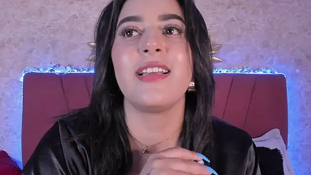 Snapshot of LorenaStevens chatting on January 5, 2025, 6:35 am LorenaStevens online show from January 5, 2025, 6:35 am