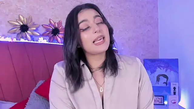 Snapshot of LorenaStevens chatting on January 21, 2025, 9:03 am LorenaStevens online show from January 21, 2025, 9:03 am