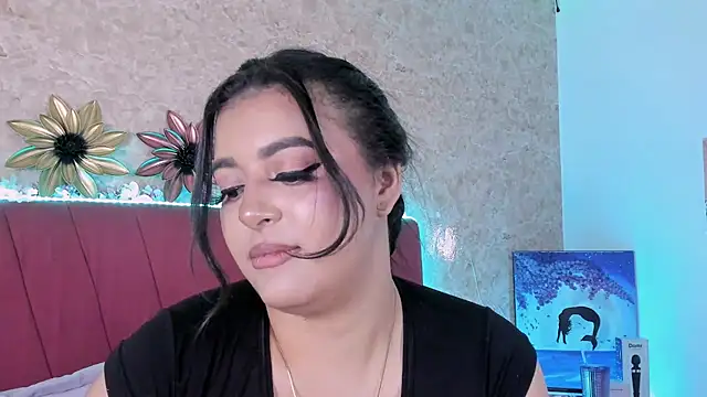 Snapshot of LorenaStevens chatting on January 22, 2025, 5:59 am LorenaStevens online show from January 22, 2025, 5:59 am