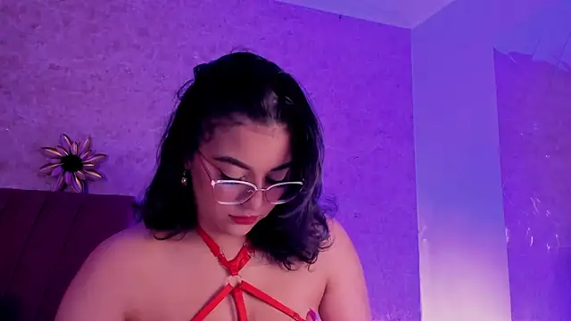 Snapshot of LorenaStevens chatting on October 1, 2025, 1:39 pm LorenaStevens online show from October 1, 2025, 1:39 pm