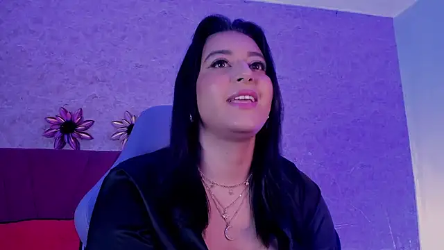 Snapshot of LorenaStevens chatting on October 31, 2025, 1:50 am LorenaStevens online show from October 31, 2025, 1:50 am