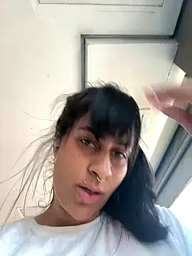 Snapshot of Blue_butterfly chatting on September 18, 2025, 2:41 pm Blue butterfly online show from September 18, 2025, 2:41 pm