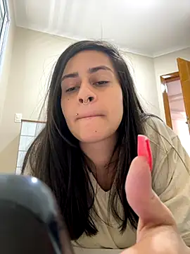 Snapshot of Blue_butterfly chatting on November 26, 2025, 4:30 pm Blue butterfly online show from November 26, 2025, 4:30 pm