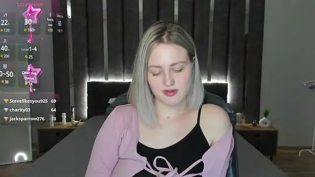  Sarah Soul  online show from February 7, 2025, 6:45 am