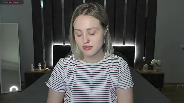  Sarah Soul  online show from February 11, 2025, 6:51 am