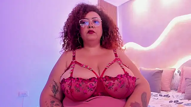 MaraaSweett online show from April 25, 2026, 2:14 am