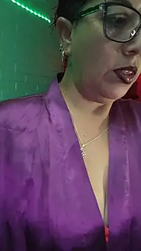TRISH MILF online show from December 3, 2024, 12:57 am
