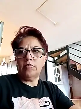 TRISH MILF online show from December 5, 2024, 4:23 pm
