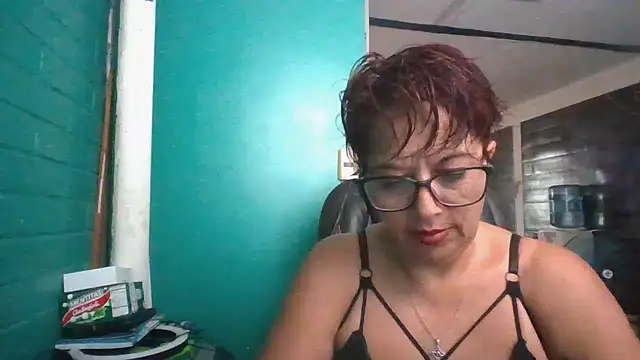 TRISH MILF online show from December 15, 2024, 6:26 pm