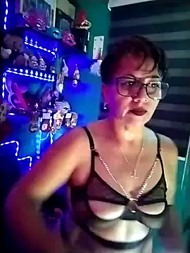 TRISH MILF online show from December 19, 2024, 1:39 am