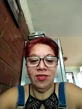 TRISH MILF online show from January 4, 2025, 12:16 pm
