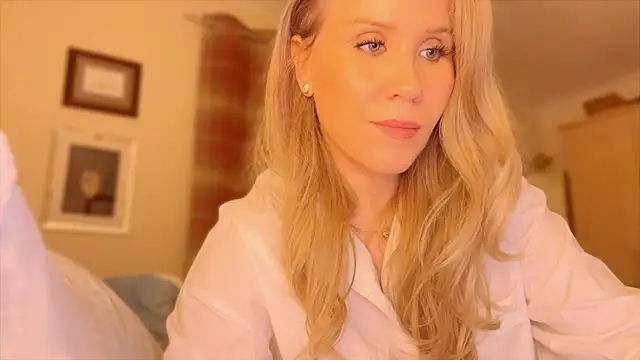 Snapshot of Myassistant chatting on December 25, 2024, 9:33 pm Myassistant online show from December 25, 2024, 9:33 pm