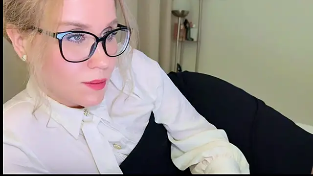 Snapshot of Myassistant chatting on February 14, 2025, 10:25 pm Myassistant online show from February 14, 2025, 10:25 pm