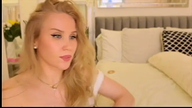 Snapshot of Myassistant chatting on February 18, 2025, 12:59 am Myassistant online show from February 18, 2025, 12:59 am