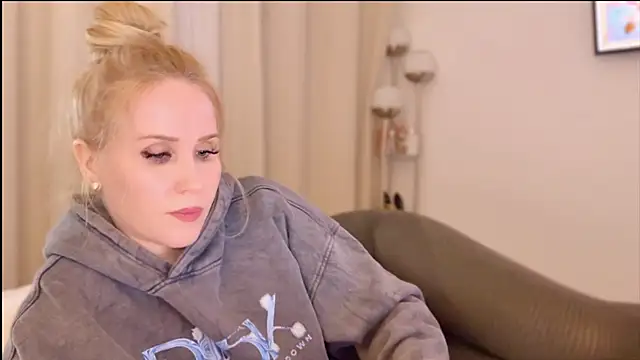 Snapshot of Myassistant chatting on March 14, 2025, 10:49 pm Myassistant online show from March 14, 2025, 10:49 pm