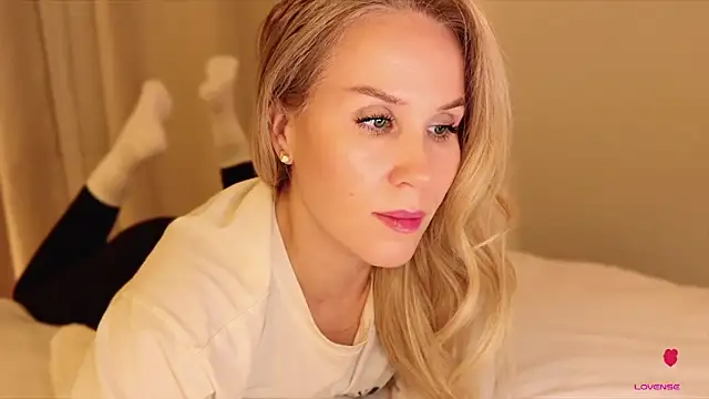 Snapshot of Myassistant chatting on November 5, 2025, 5:24 pm Myassistant online show from November 5, 2025, 5:24 pm