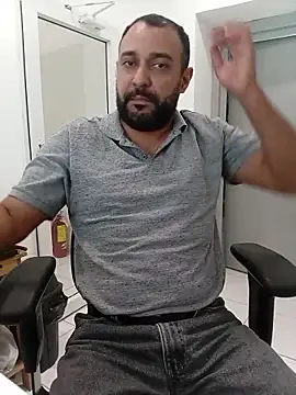 friendsloversex online show from November 20, 2025, 5:12 pm