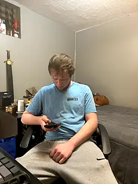 BigJohnson06 online show from November 3, 2025, 8:15 am