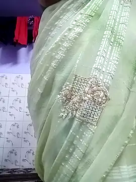 jiyahot1432 online show from December 27, 2024, 6:10 pm