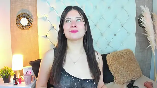 Snapshot of ValeryLovee chatting on February 1, 2025, 9:32 am ValeryLovee online show from February 1, 2025, 9:32 am