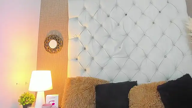 Snapshot of ValeryLovee chatting on March 2, 2025, 10:56 am ValeryLovee online show from March 2, 2025, 10:56 am