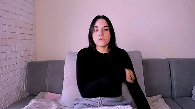 Kate Ree online show from October 14, 2025, 4:57 am