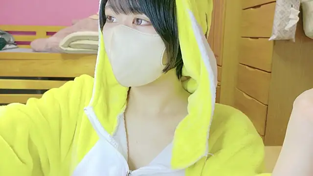 Snapshot of _usya_2525 chatting on February 3, 2025, 3:06 pm usya 2525 online show from February 3, 2025, 3:06 pm