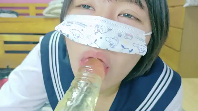 Snapshot of _usya_2525 chatting on March 6, 2025, 8:37 pm usya 2525 online show from March 6, 2025, 8:37 pm