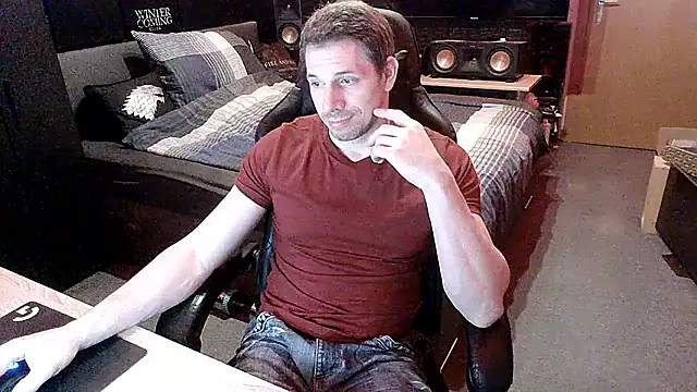 Snapshot of dreamwallker21 chatting on May 20, 2026, 7:09 pm dreamwallker21 online show from May 20, 2026, 7:09 pm