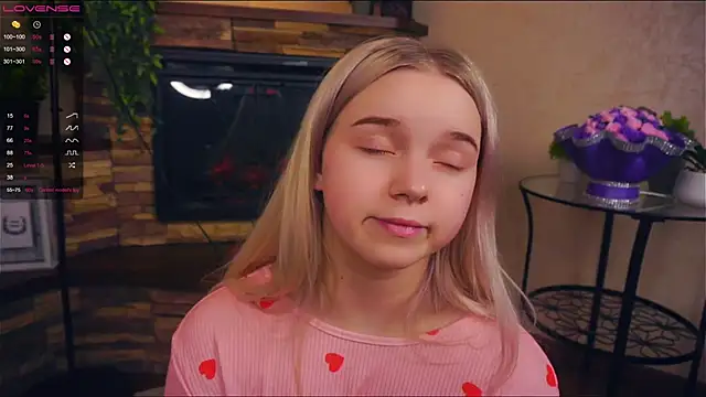 ZaraCreedon online show from February 19, 2025, 2:55 am