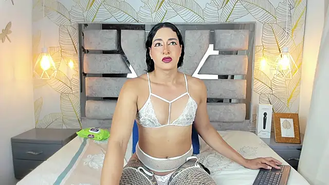 Alison Chan  online show from May 4, 2026, 12:06 am