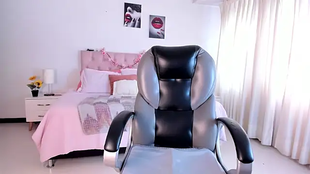 Snapshot of _Abby_23_ chatting on March 2, 2025, 4:21 pm Abby 23 online show from March 2, 2025, 4:21 pm