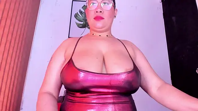 alondrabigtits online show from July 28, 2026, 3:21 pm