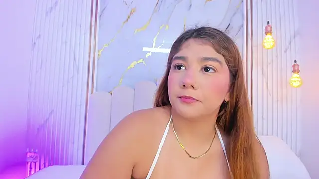 Snapshot of tifanyhills_ chatting on May 7, 2026, 8:47 pm tifanyhills online show from May 7, 2026, 8:47 pm