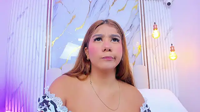 Snapshot of tifanyhills_ chatting on June 4, 2026, 8:37 pm tifanyhills online show from June 4, 2026, 8:37 pm