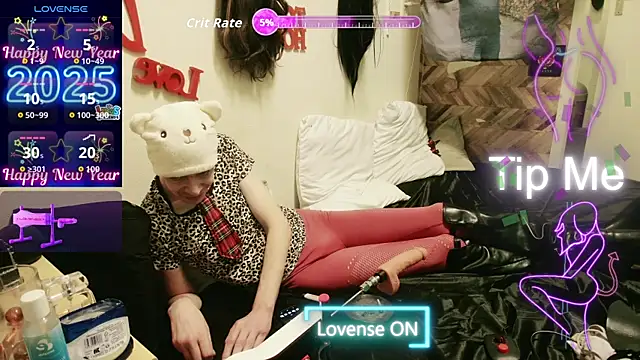 Snapshot of Doggyray44 chatting on December 21, 2025, 4:14 pm Doggyray44 online show from December 21, 2025, 4:14 pm