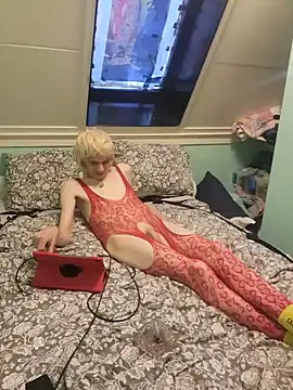 Doggyray44 online show from May 15, 2026, 2:35 pm