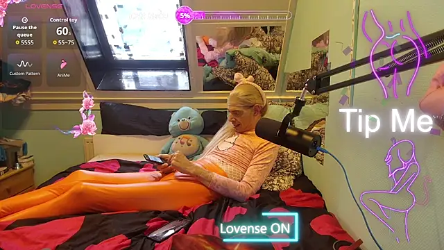 Doggyray44 online show from May 31, 2026, 9:27 am