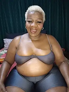 dirasweetlipsxx online show from July 13, 2026, 7:16 pm
