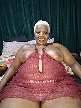 dirasweetlipsxx online show from July 31, 2026, 8:30 pm