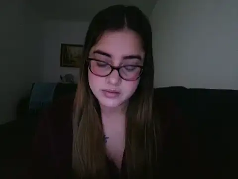 maliamiller online show from May 14, 2026, 3:13 am