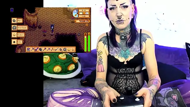 Snapshot of Purple_Coffin666 chatting on June 3, 2026, 6:24 pm Purple Coffin666 online show from June 3, 2026, 6:24 pm