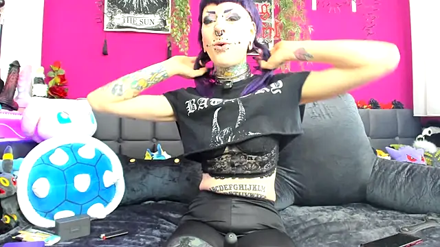 Snapshot of Purple_Coffin666 chatting on June 14, 2026, 11:56 am Purple Coffin666 online show from June 14, 2026, 11:56 am