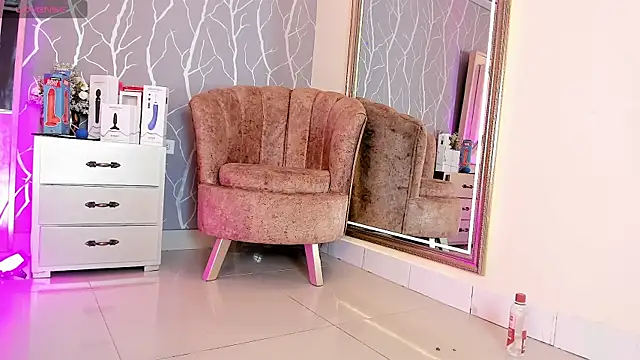 Snapshot of vanessa_guzman2 chatting on February 22, 2025, 4:40 pm vanessa guzman2 online show from February 22, 2025, 4:40 pm