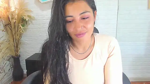 Aisha 09 online show from March 4, 2025, 2:21 pm