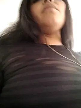 Snapshot of Aisha_09 chatting on April 14, 2026, 3:51 pm Aisha 09 online show from April 14, 2026, 3:51 pm