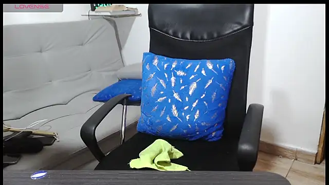 Snapshot of latinmartin73 chatting on March 10, 2026, 12:26 am latinmartin73 online show from March 10, 2026, 12:26 am