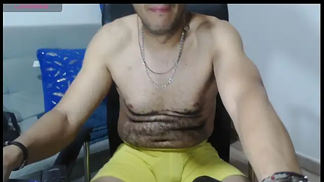 Snapshot of latinmartin73 chatting on March 29, 2026, 2:44 am latinmartin73 online show from March 29, 2026, 2:44 am