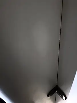 Snapshot of huzi518 chatting on September 17, 2025, 3:41 am huzi518 online show from September 17, 2025, 3:41 am