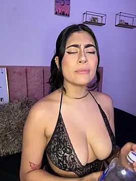 Snapshot of miakhalifaaa_ chatting on October 10, 2025, 9:47 pm miakhalifaaa online show from October 10, 2025, 9:47 pm